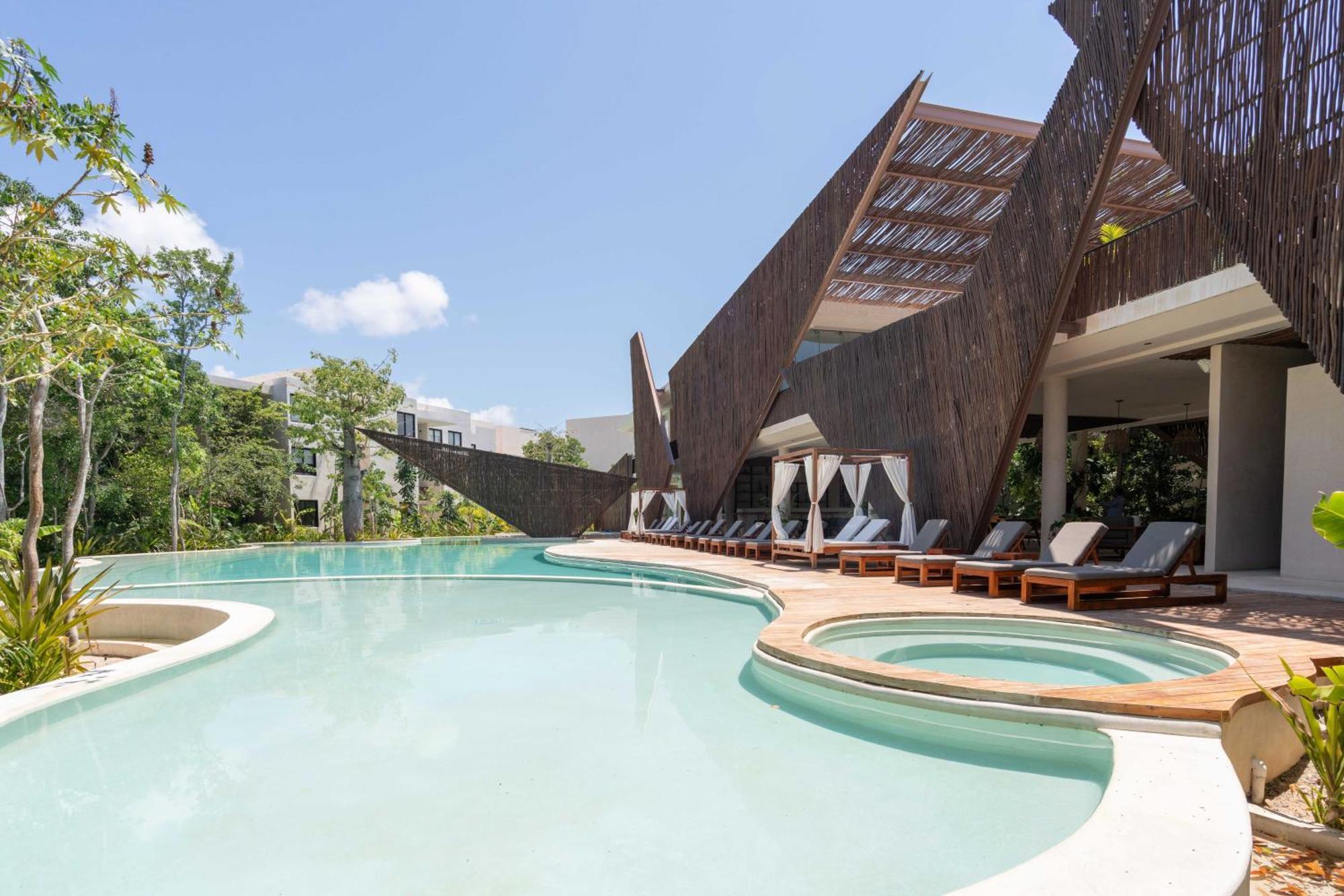 Tulum Penthouse Oasis: Rooftop Pool & Luxury Stay Exterior photo
