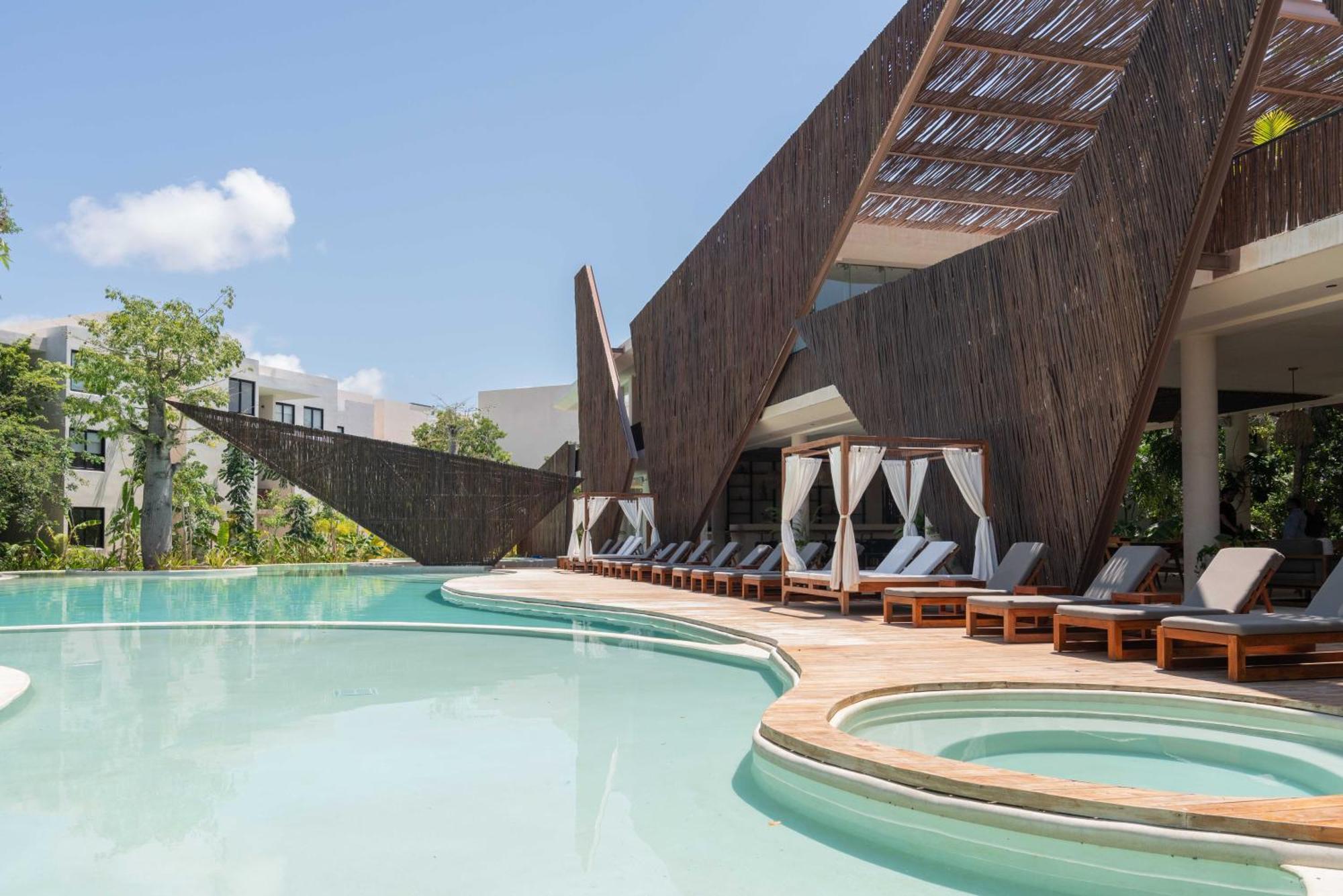 Tulum Penthouse Oasis: Rooftop Pool & Luxury Stay Exterior photo